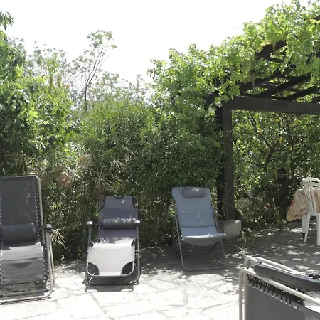 Casa Davite A 4km Dal Mare Dom wakacyjny Piani (Liguria)